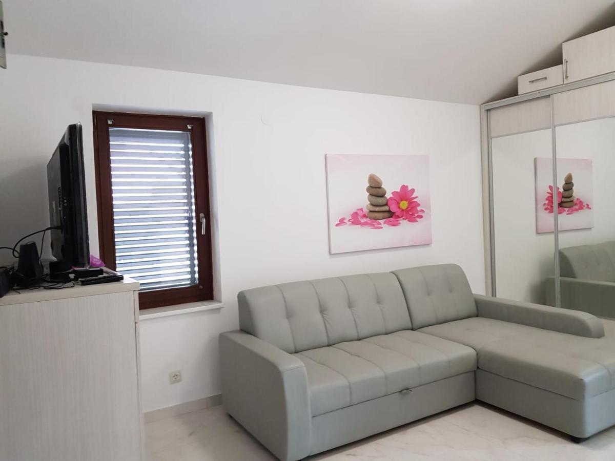 Appartement Relax Zone III à Malinska Extérieur photo